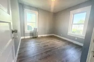 234 W 6th St, Lowell, MA 01850 - Photo 11
