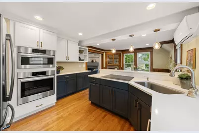 14 Flint Rd #14, Watertown, MA 02472 - Photo 3