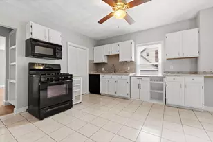 20 Otis St, Wakefield, MA 01880 - Photo 7