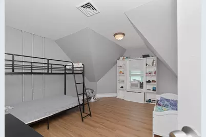 304 Summer St, New Bedford, MA 02740 - Photo 25
