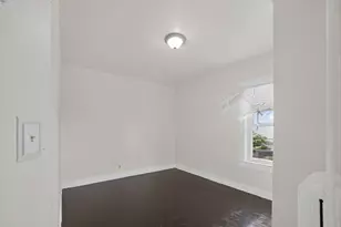 304 Summer St, New Bedford, MA 02740 - Photo 11