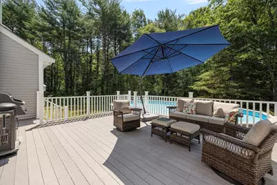 21 Chase Rd, Dartmouth, MA 02747 - Photo 23