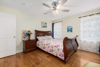 21 Chase Rd, Dartmouth, MA 02747 - Photo 15