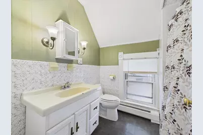 107 Sycamore St, New Bedford, MA 02740 - Photo 31