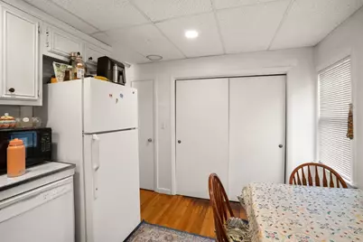35 Middle St, Newton, MA 02458 - Photo 9