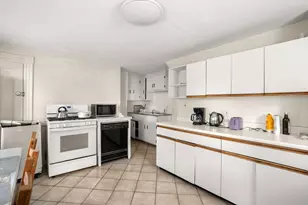 35 Middle St, Newton, MA 02458 - Photo 13