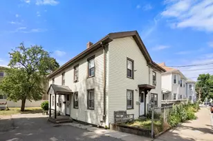 35 Middle St, Newton, MA 02458 - Photo 3