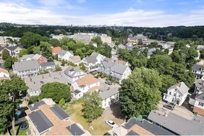 35 Middle St, Newton, MA 02458 - Photo 27