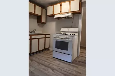 237 County St #12, Fall River, MA 02723 - Photo 3