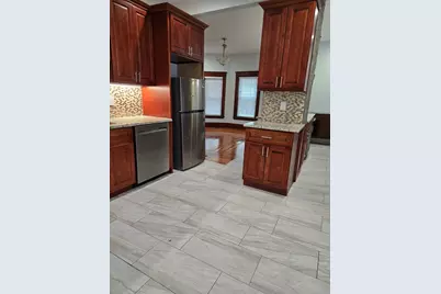 33 Speedwell St, Boston, MA 02122 - Photo 5
