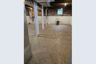 33 Speedwell St, Boston, MA 02122 - Photo 9