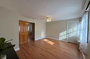 11 Amherst St, Worcester, MA 01602 - Photo 15