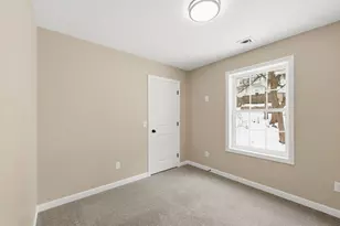 43 Leyfred Terrace, Springfield, MA 01109 - Photo 11
