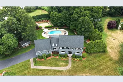 32 Country Club Cir, Pembroke, MA 02359 - Photo 1