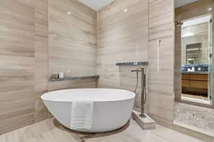 430 Stuart St, Boston, MA 02116 - Photo 17