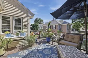 10 Spruce St, Danvers, MA 01923 - Photo 33