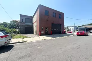 11 Marlboro St, Malden, MA 02148 - Photo 1