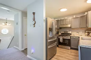 22 Reservoir Ave, Swansea, MA 02777 - Photo 5