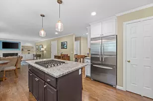 175 Maskwonicut St, Sharon, MA 02067 - Photo 11