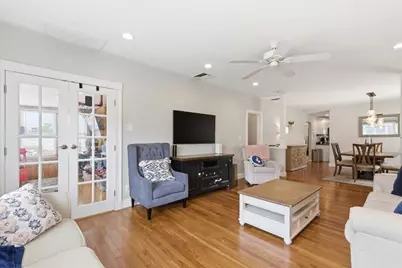 191-193 Cornell St #2, Boston, MA 02131 - Photo 3