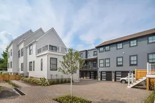 60 Franklin St, Somerville, MA 02145 - Photo 3
