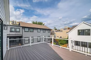 60 Franklin St, Somerville, MA 02145 - Photo 5