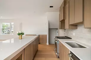 60 Franklin St, Somerville, MA 02145 - Photo 5