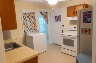59 Rowe St, Newton, MA 02466 - Photo 9