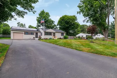 488 Pleasant St, Leicester, MA 01524 - Photo 19