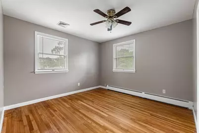 488 Pleasant St, Leicester, MA 01524 - Photo 13
