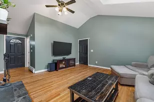 488 Pleasant St, Leicester, MA 01524 - Photo 5
