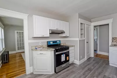 424 Carew, Springfield, MA 01104 - Photo 5