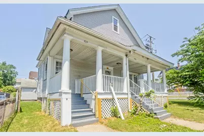424 Carew, Springfield, MA 01104 - Photo 3