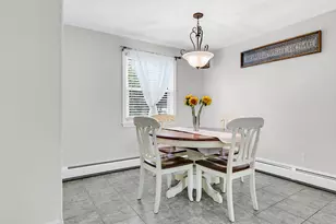 99 Burley St, Danvers, MA 01923 - Photo 9