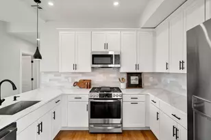 1088 Saratoga St, Boston, MA 02128 - Photo 9