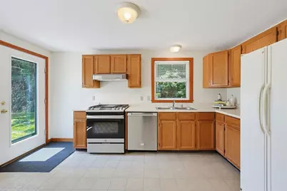 73 Water St, Holliston, MA 01746 - Photo 15