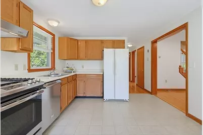 73 Water St, Holliston, MA 01746 - Photo 13