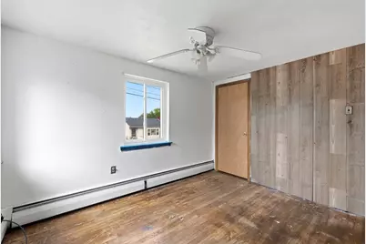 105 Oakwood Ave, Revere, MA 02151 - Photo 3