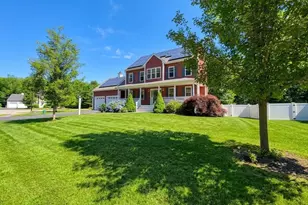 171 Captain Allen Wy, Whitman, MA 02382 - Photo 3