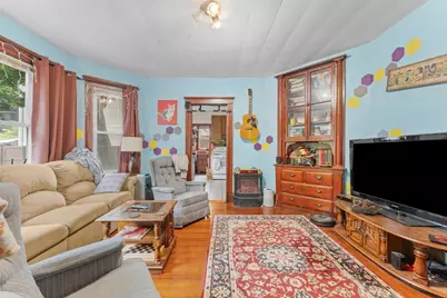 443 Medford St, Somerville, MA 02145 - Photo 11