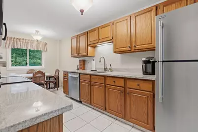 9 Ledgewood Way #22, Peabody, MA 01960 - Photo 7