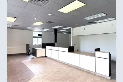 323 N Main St, Middleton, MA 01949 - Photo 9