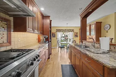 16 Hickory Hill #16, West Springfield, MA 01089 - Photo 5
