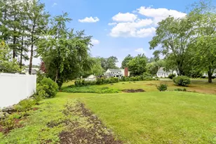30 Dunshire Dr, Chelmsford, MA 01863 - Photo 25