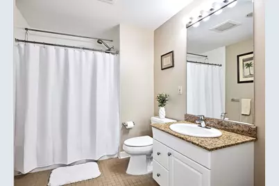 234 Causeway St #918, Boston, MA 02114 - Photo 9