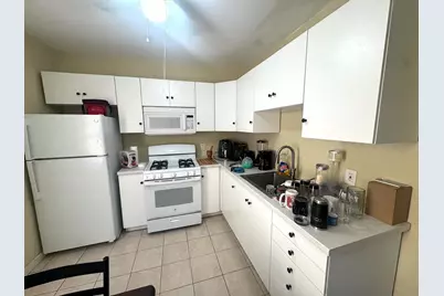 17 Social St, New Bedford, MA 02744 - Photo 5
