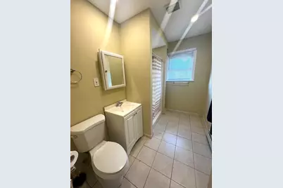 17 Social St, New Bedford, MA 02744 - Photo 7