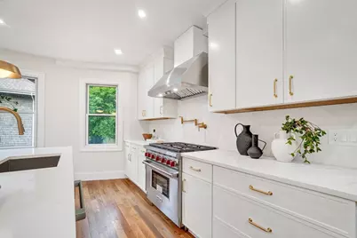 123-125 Mount Vernon Street #2, Newton, MA 02465 - Photo 17