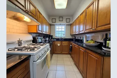 185 Lake Shore Road #1, Boston, MA 02135 - Photo 7