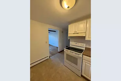 600 Cabot St #3, Beverly, MA 01915 - Photo 3